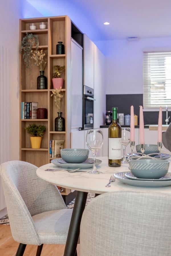Beautiful 2 Bedrooms Split Level Fulham Apartment London Ngoại thất bức ảnh